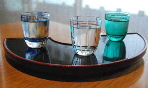sake-glasses-at-sono