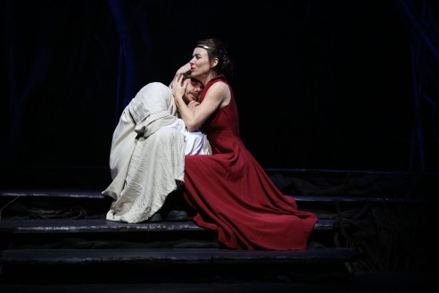 Jason Klarwein as Macbeth and Veronica Neave as Lady Macbeth in the QTC production under Michael Attenborough, photo Rob Maccoll 2